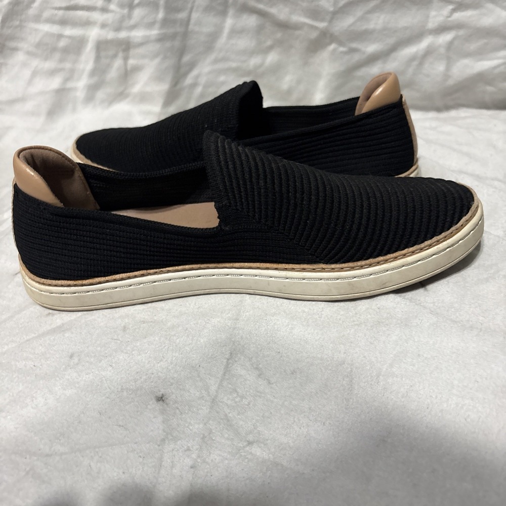 UGG Solid Black Fabric W/ Leather Trim Slip On Casual Shoes US Size 7.5 Women - Picture 5 of 10